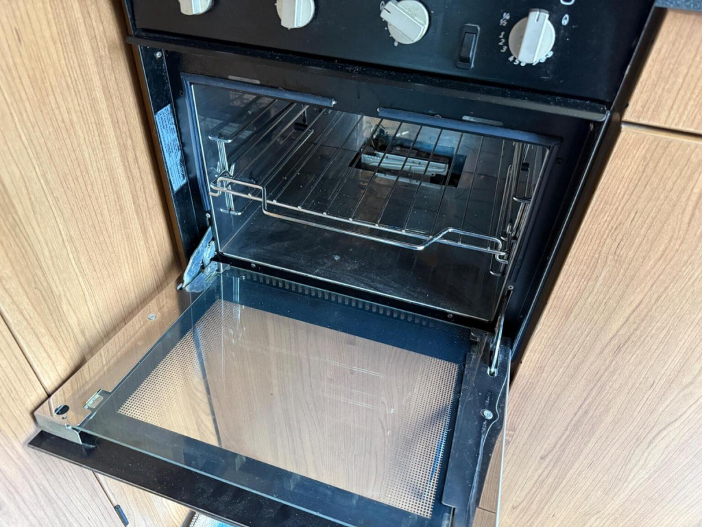 AUTO-TRAIL TRIBUTE 615