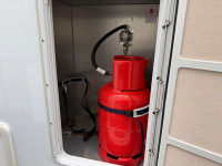 AUTO-TRAIL TRIBUTE 615