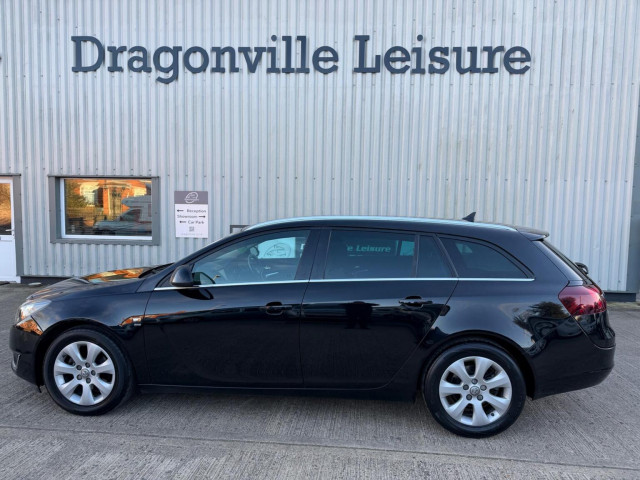 VAUXHALL INSIGNIA
