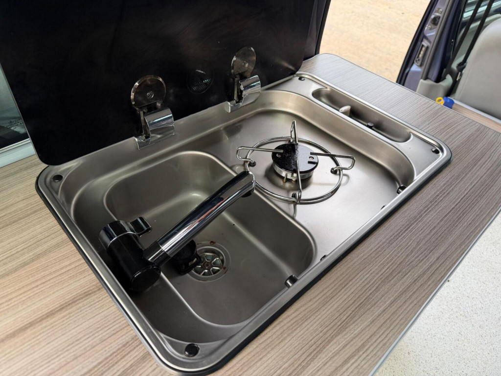 RENAULT ACROSS FREEDOM