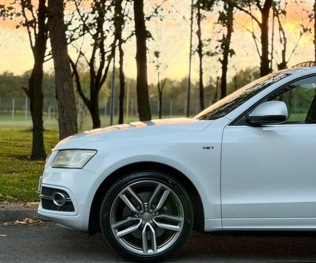 AUDI SQ5