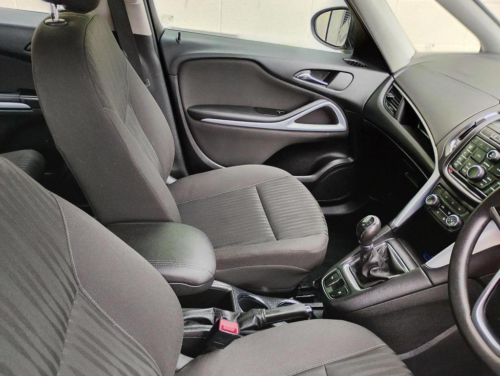 VAUXHALL ZAFIRA TOURER