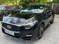 INFINITI Q30