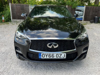 INFINITI Q30