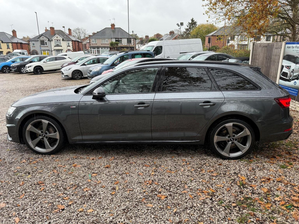 AUDI A4 AVANT