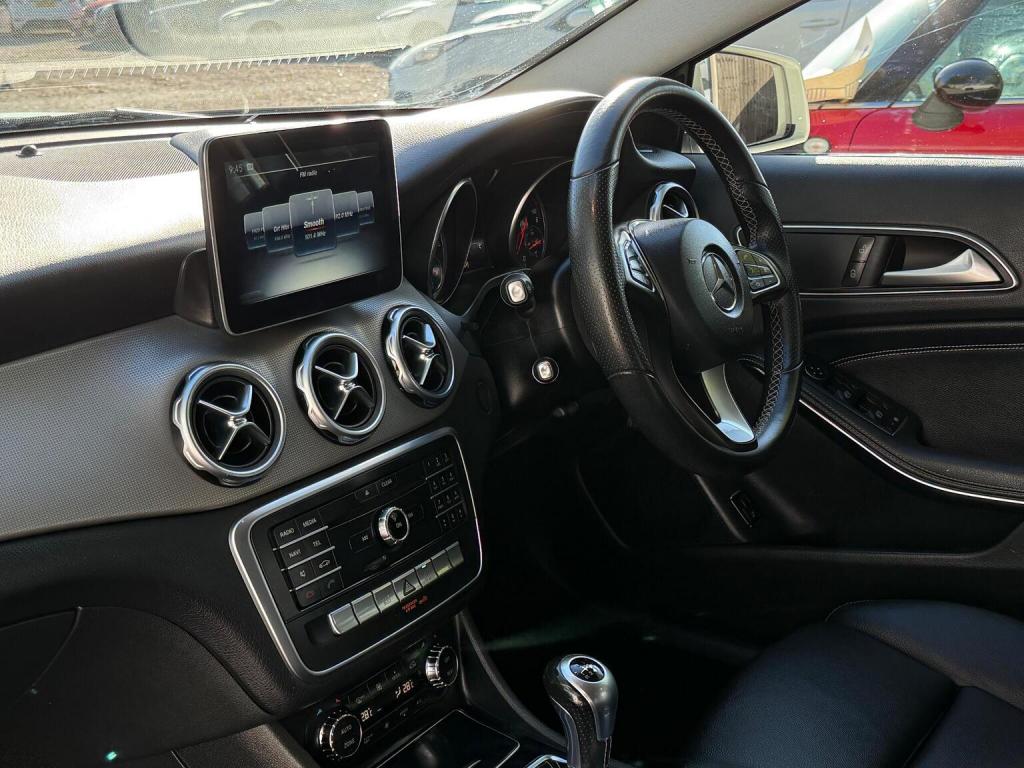 MERCEDES-BENZ GLA CLASS