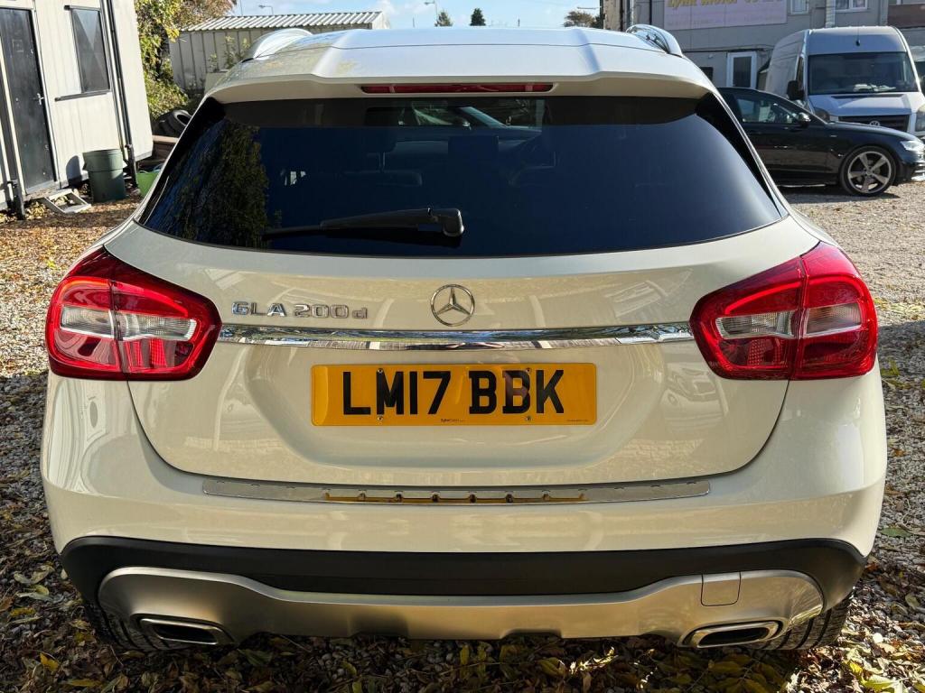 MERCEDES-BENZ GLA CLASS