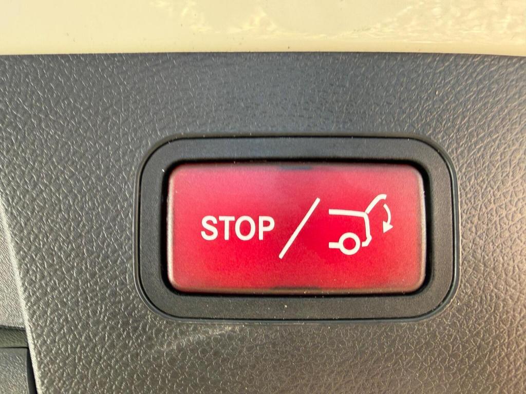 MERCEDES-BENZ GLA CLASS