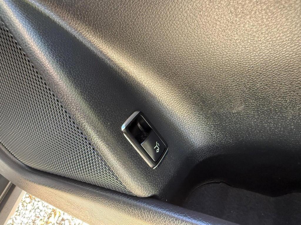 MERCEDES-BENZ GLA CLASS