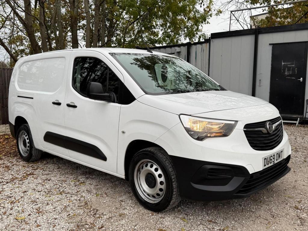 VAUXHALL COMBO