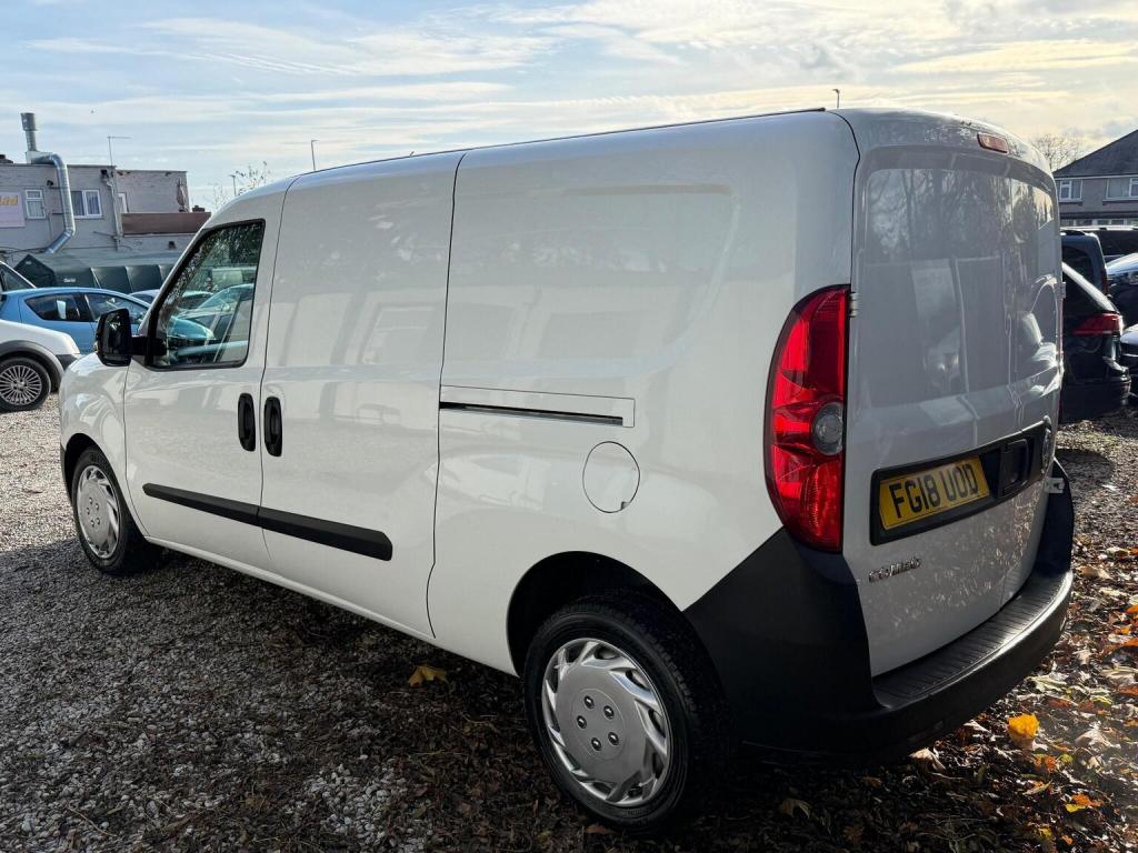 VAUXHALL COMBO