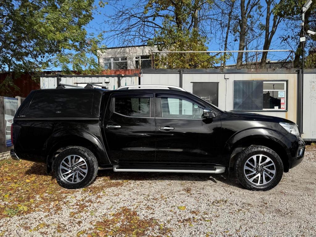 NISSAN NAVARA