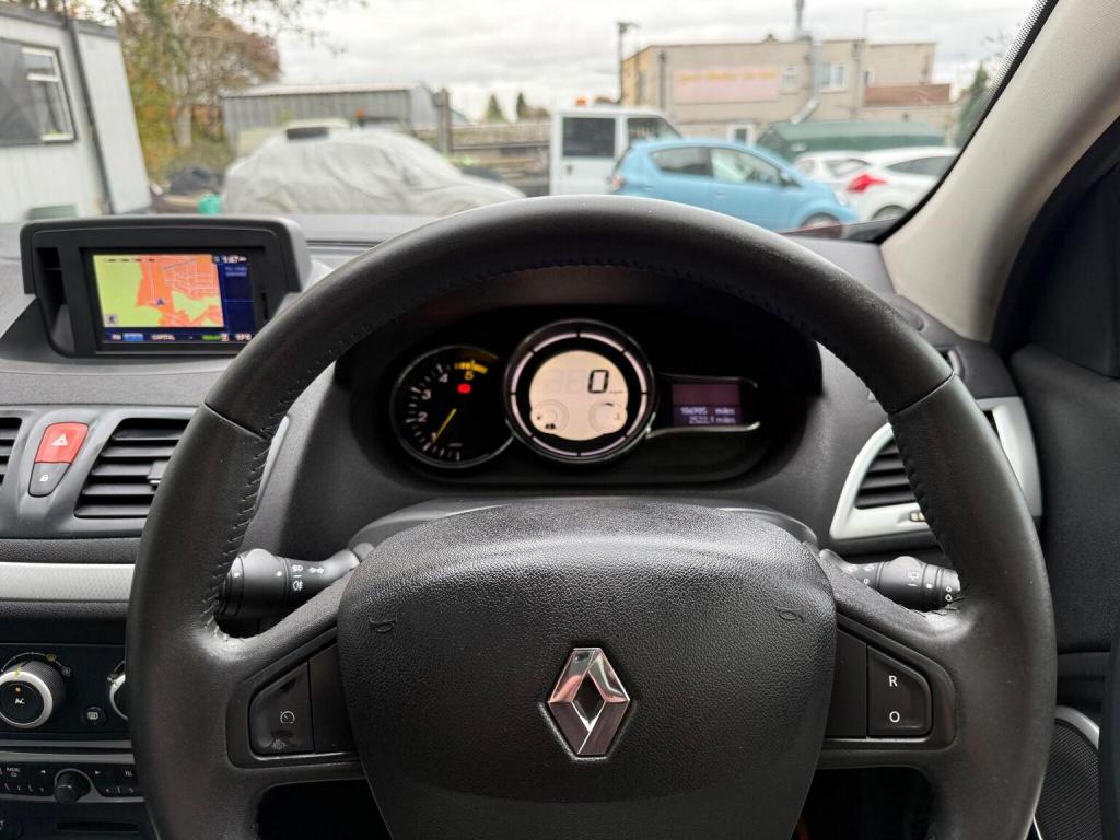 RENAULT MEGANE
