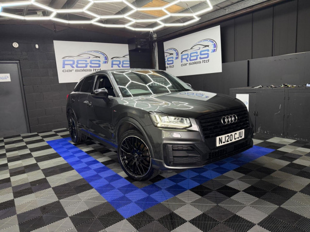 AUDI Q2 1.0 TFSI 30 Black Edition