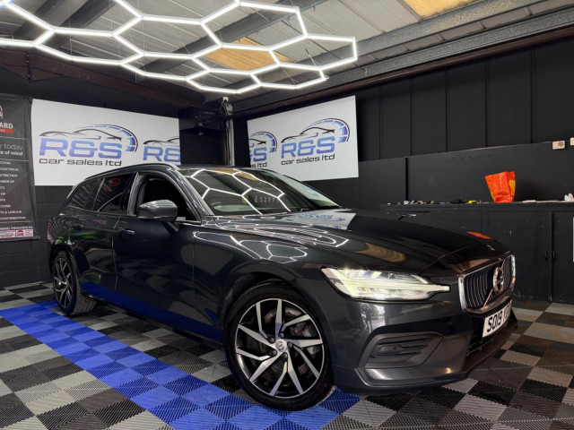 VOLVO V60 2.0 Momentum D3