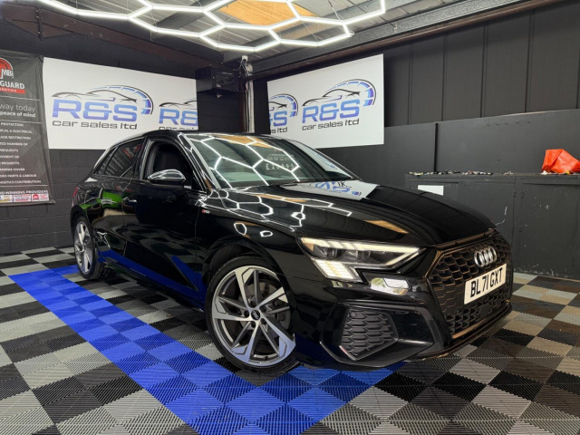 AUDI A3 1.5 TFSI 35 Edition 1
