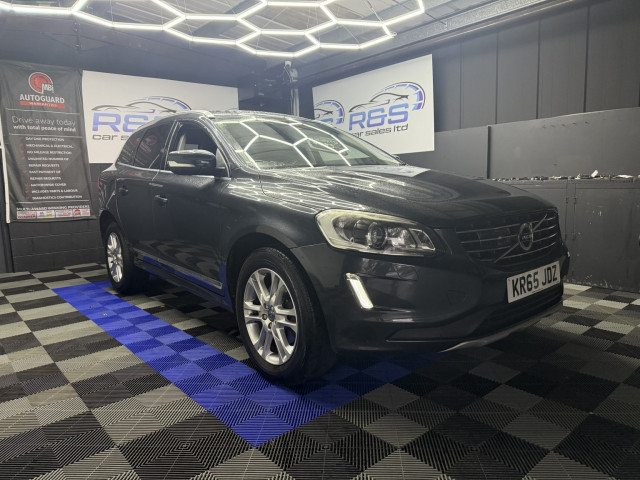 VOLVO XC60 2.0 SE Lux Nav D4