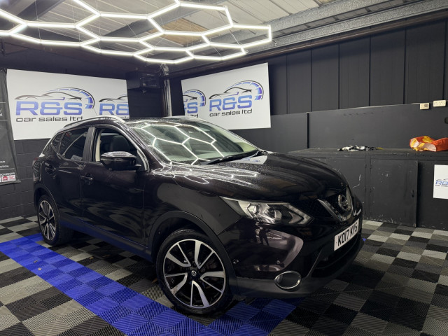 NISSAN QASHQAI 1.5 dCi Tekna