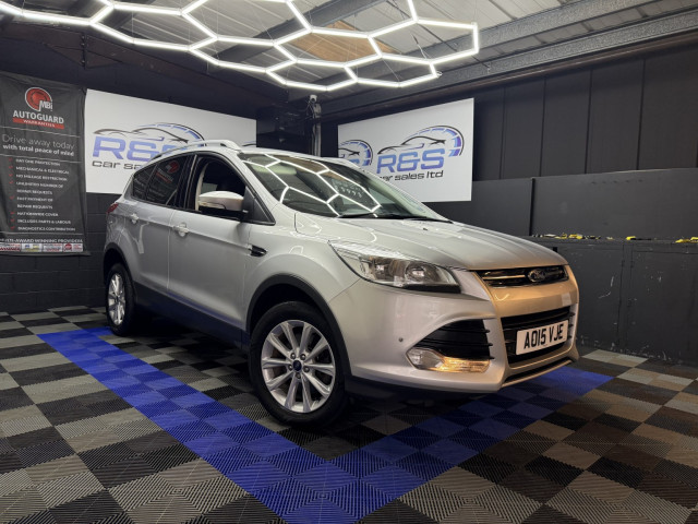 FORD KUGA 2.0 TDCi Titanium