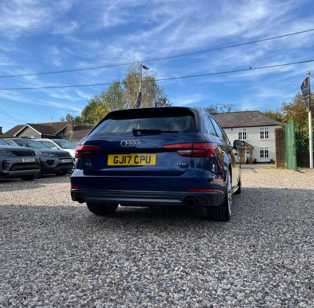 AUDI A4 AVANT