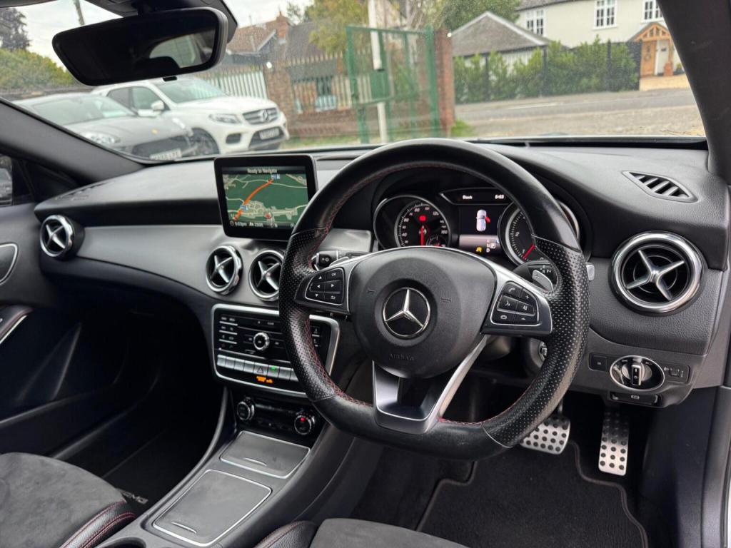 MERCEDES-BENZ GLA CLASS