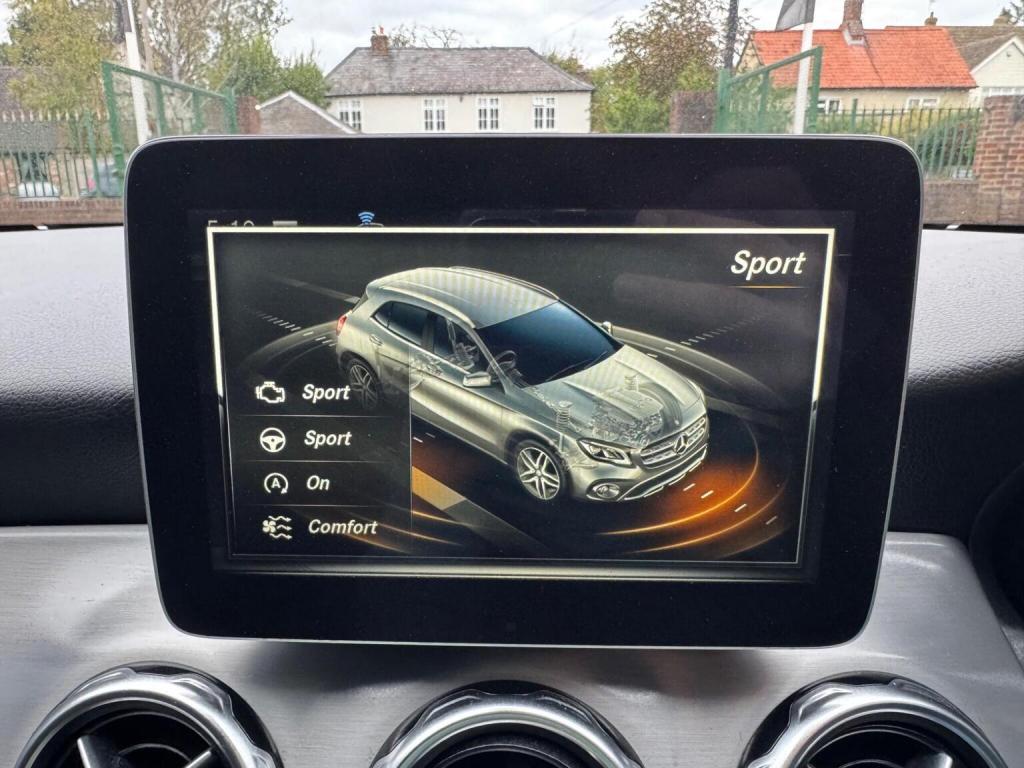 MERCEDES-BENZ GLA CLASS