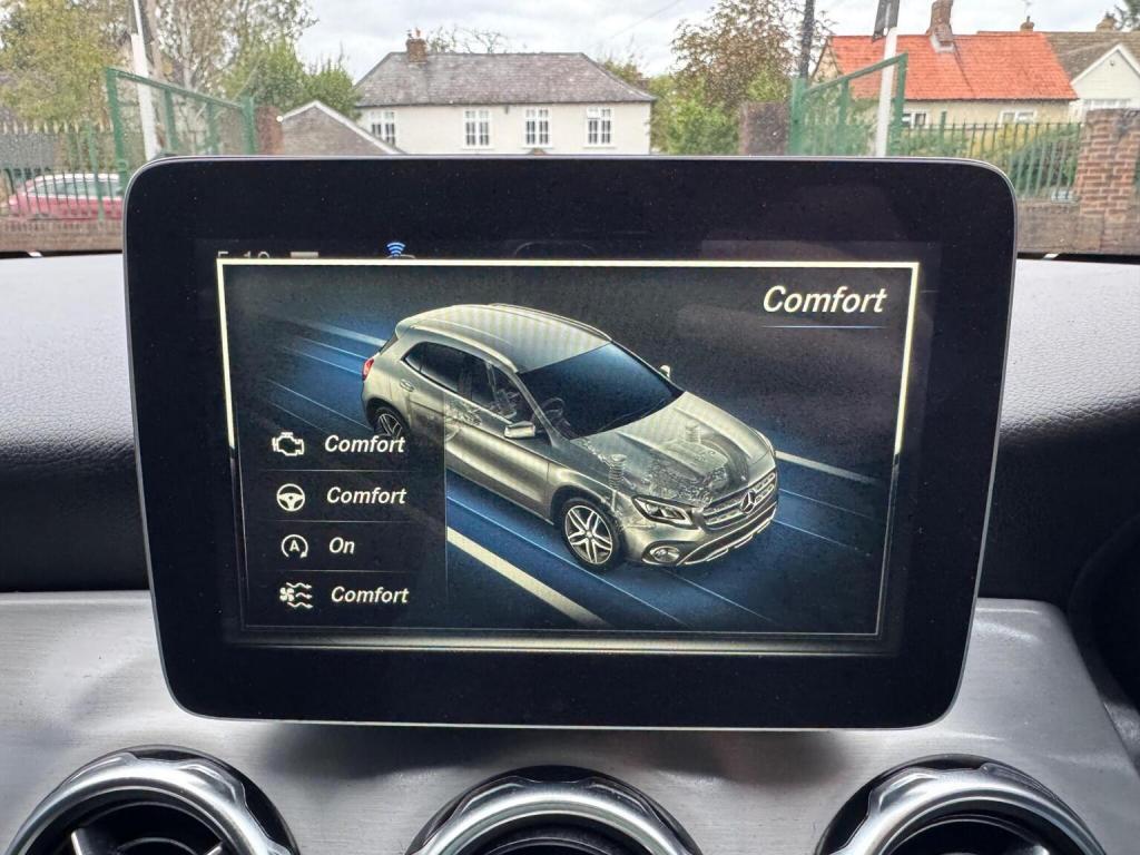 MERCEDES-BENZ GLA CLASS