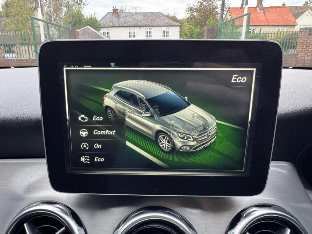 MERCEDES-BENZ GLA CLASS