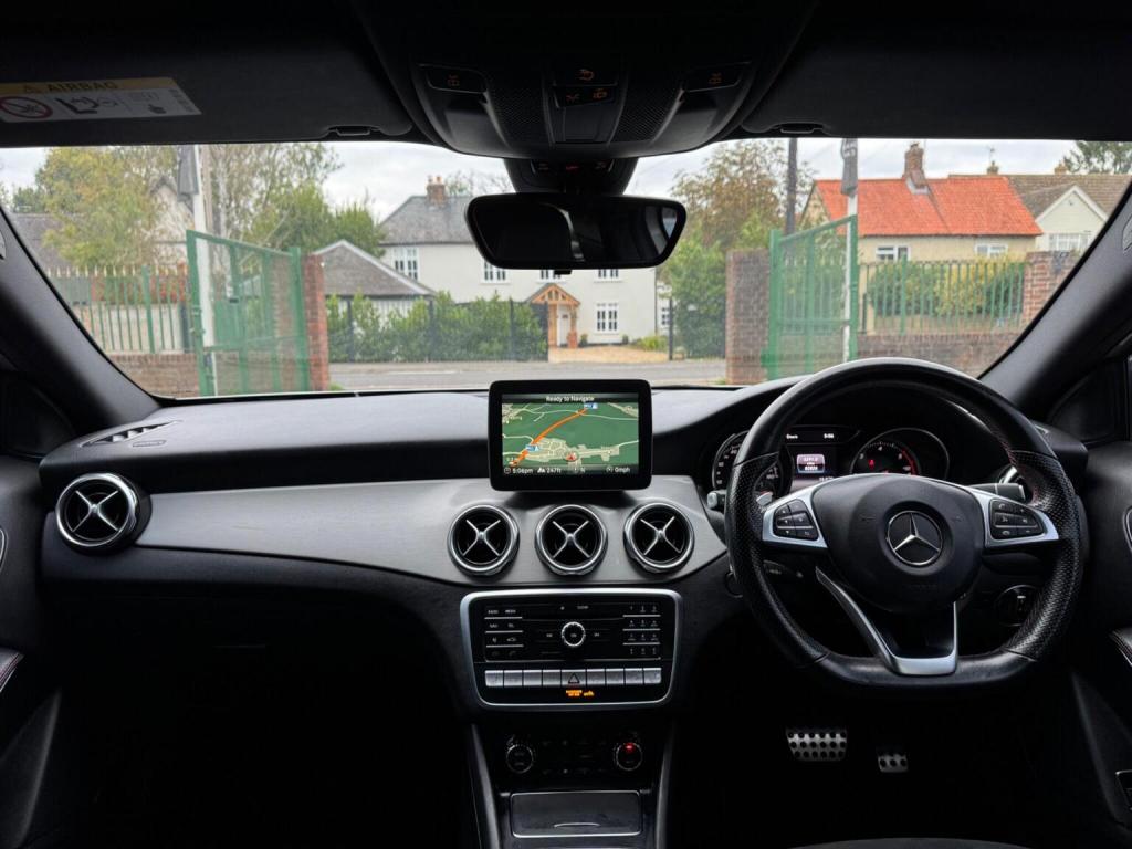 MERCEDES-BENZ GLA CLASS
