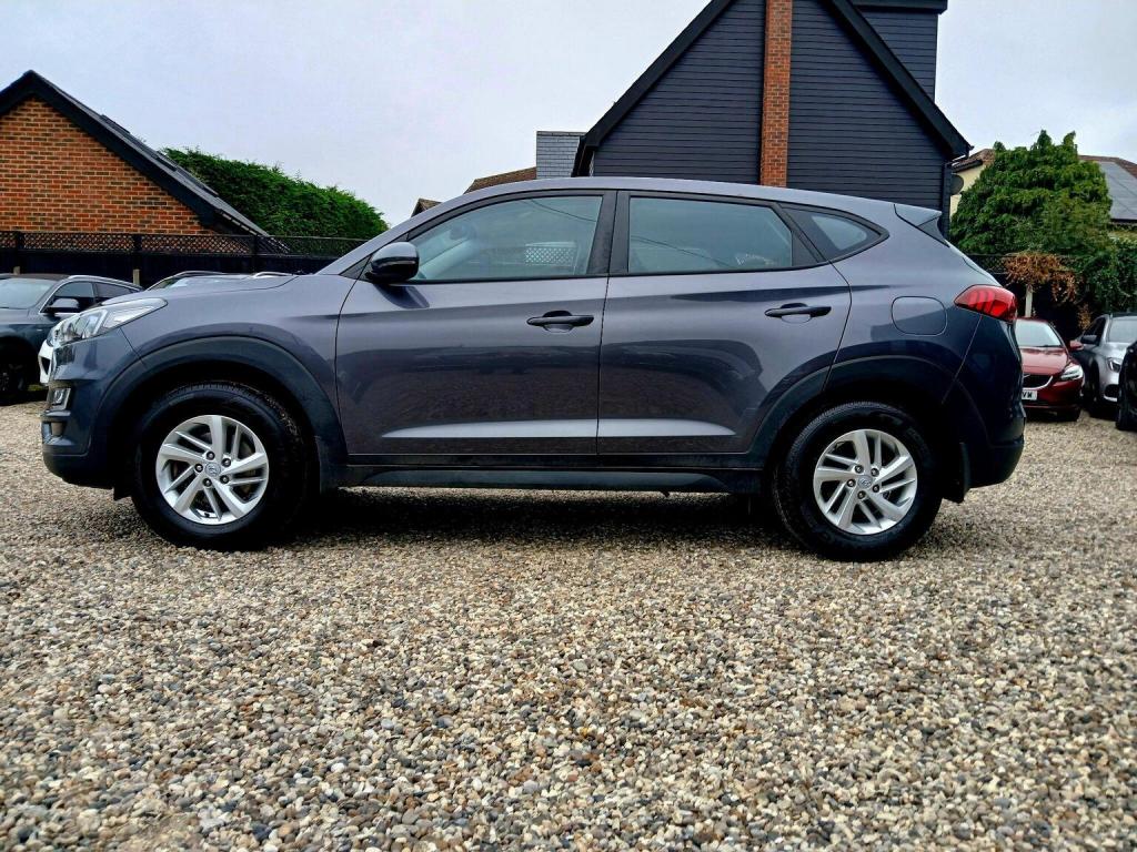 HYUNDAI TUCSON