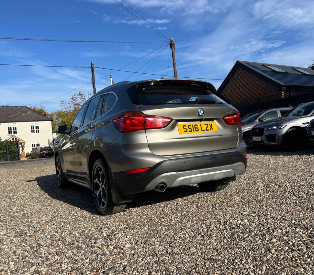 BMW X1