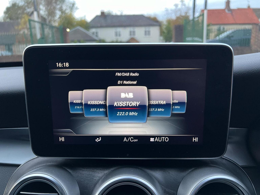 MERCEDES-BENZ C CLASS