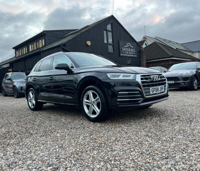 AUDI Q5