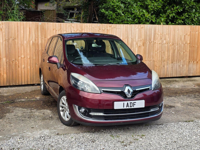 RENAULT GRAND SCENIC