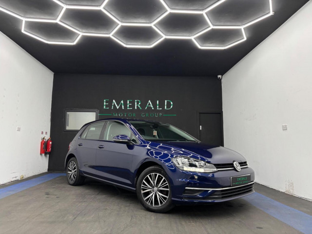 VOLKSWAGEN GOLF 1.6 TDI BlueMotion Tech SE Nav Euro 6 (s/s) 5dr