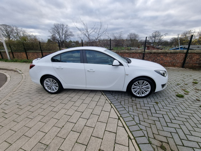 VAUXHALL INSIGNIA 1.6 CDTi ecoFLEX Design Nav