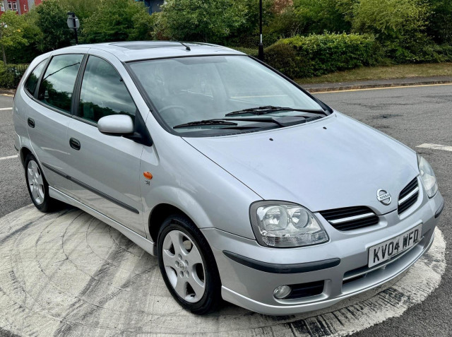 NISSAN ALMERA TINO 2.2 dCi SE 5dr
