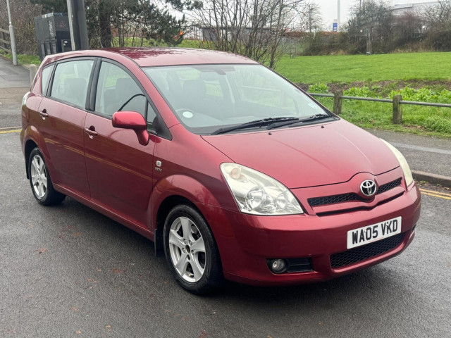 TOYOTA COROLLA VERSO 1.8 VVT-i T3 5dr