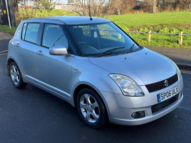 SUZUKI SWIFT 1.5 GLX 5dr