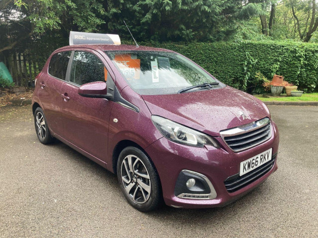PEUGEOT 108 1.2 PureTech Allure