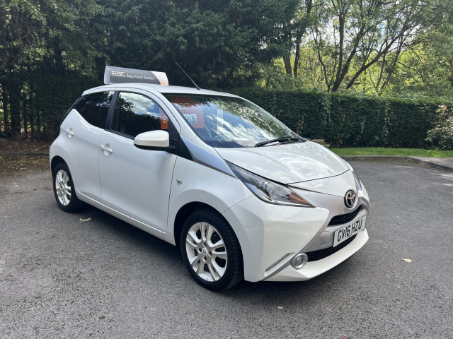 TOYOTA AYGO 1.0 VVT-i x-pure