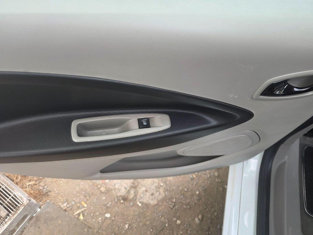 RENAULT ZOE