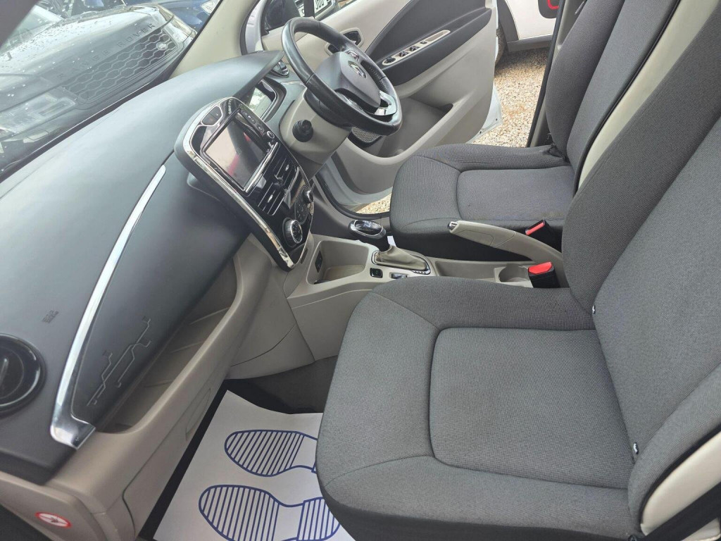 RENAULT ZOE