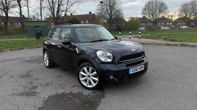 MINI COUNTRYMAN