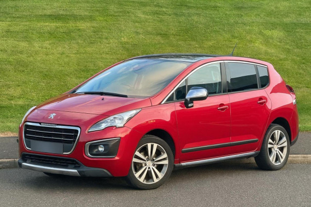 PEUGEOT 3008 1.6 HDi Allure