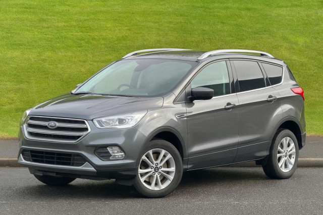 FORD KUGA 1.5 T EcoBoost Titanium