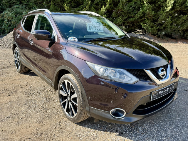 NISSAN QASHQAI 1.5 dCi Tekna