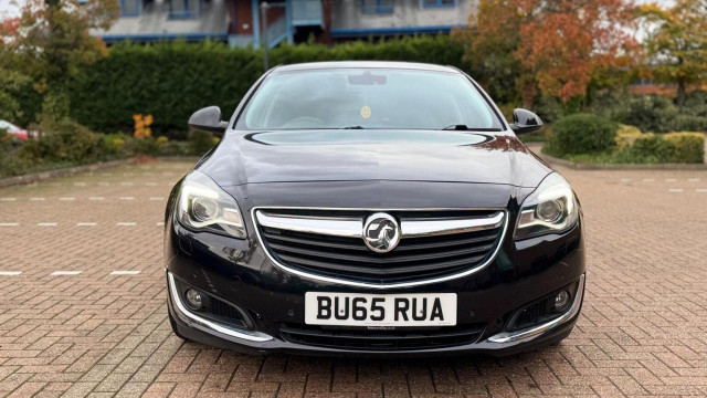 VAUXHALL INSIGNIA