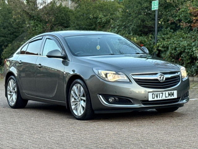 VAUXHALL INSIGNIA