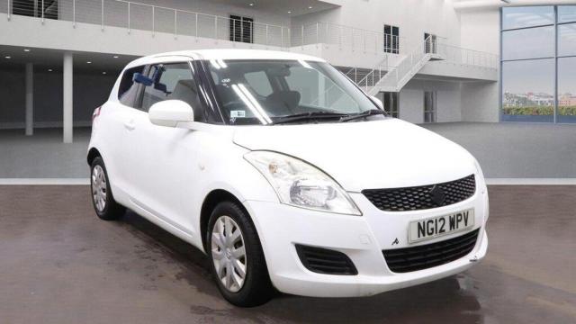 SUZUKI SWIFT